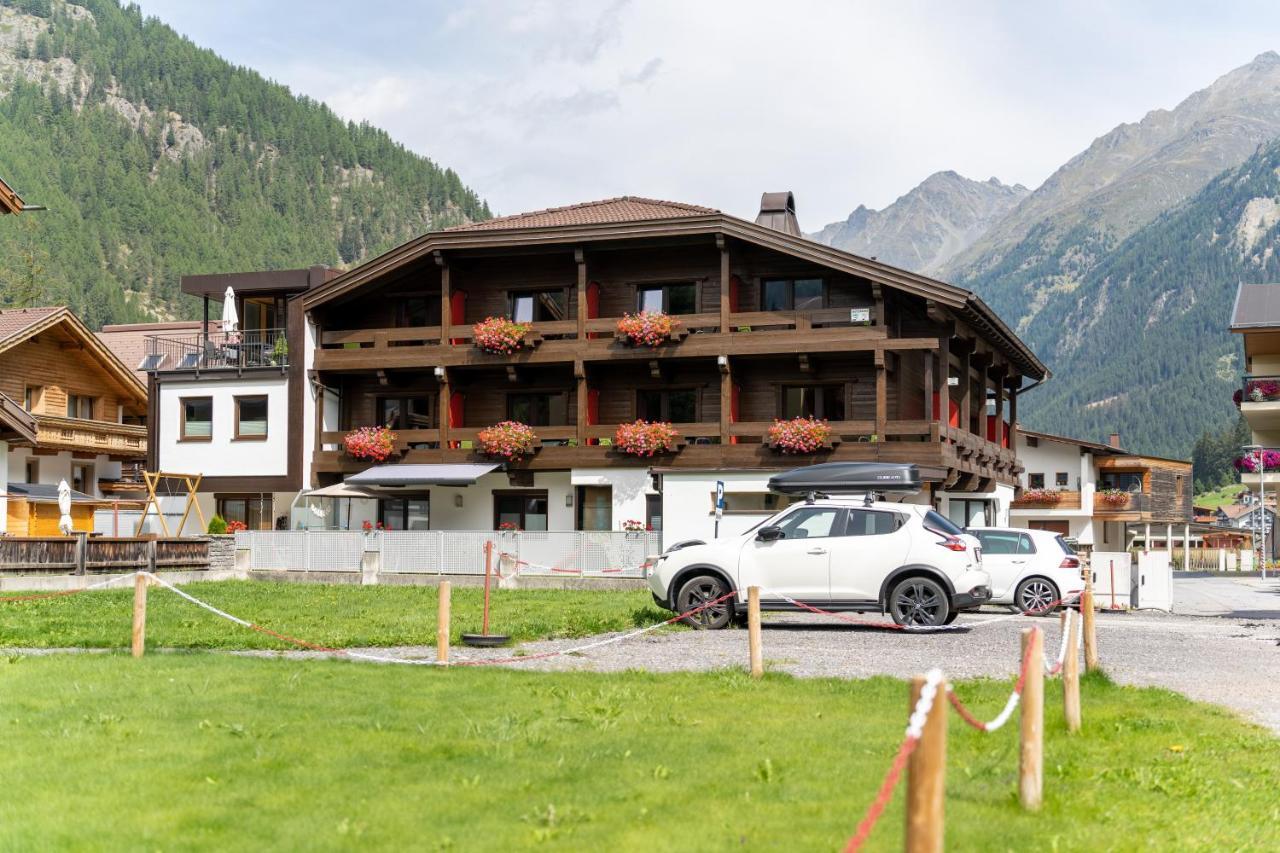 Hotel Garni Maria Theresia ゼルデン エクステリア 写真